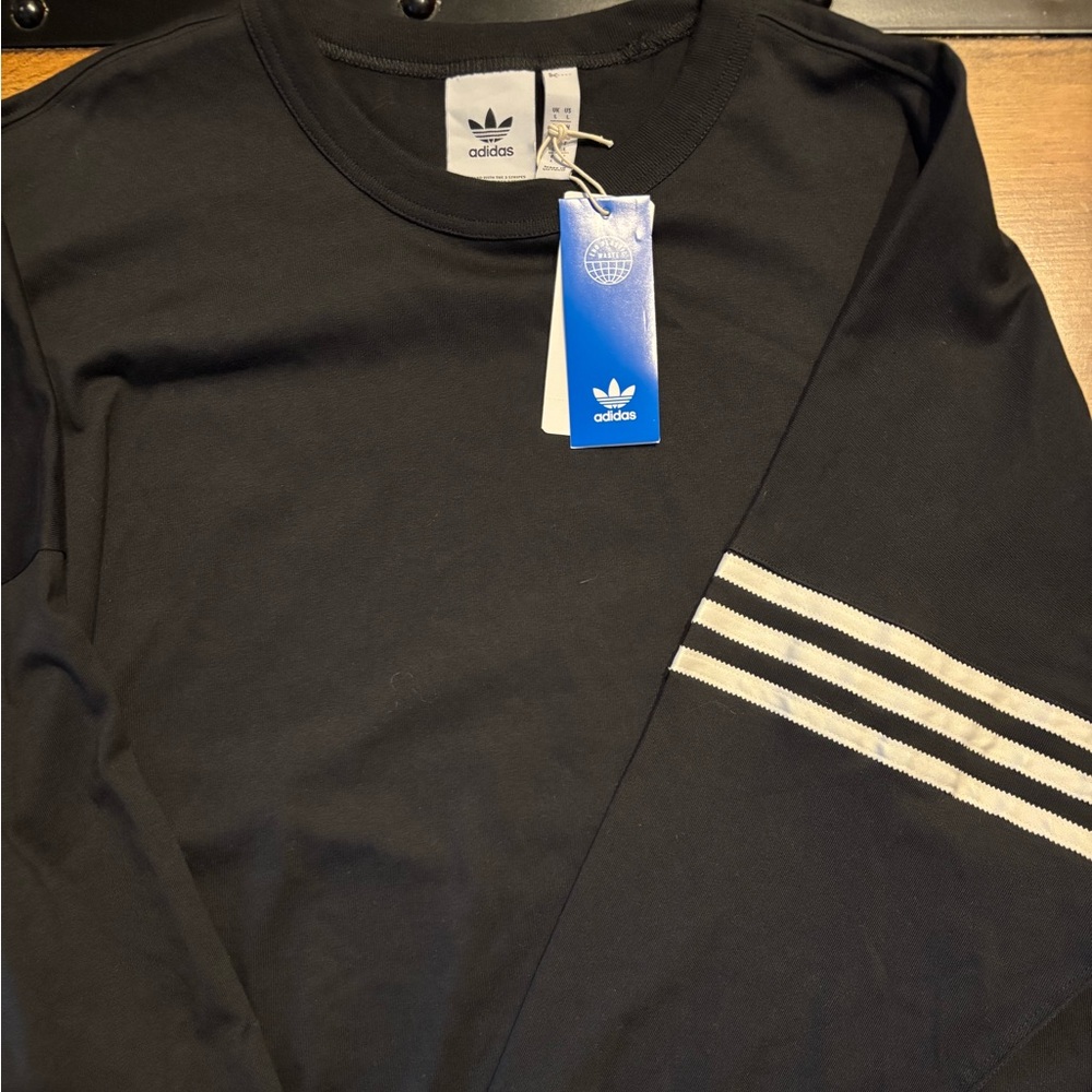 Adidas Neuclassics Longsleeve Shirt